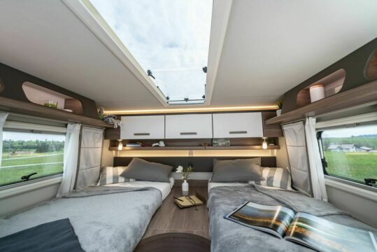 Sengeplassen bakerst i bobil